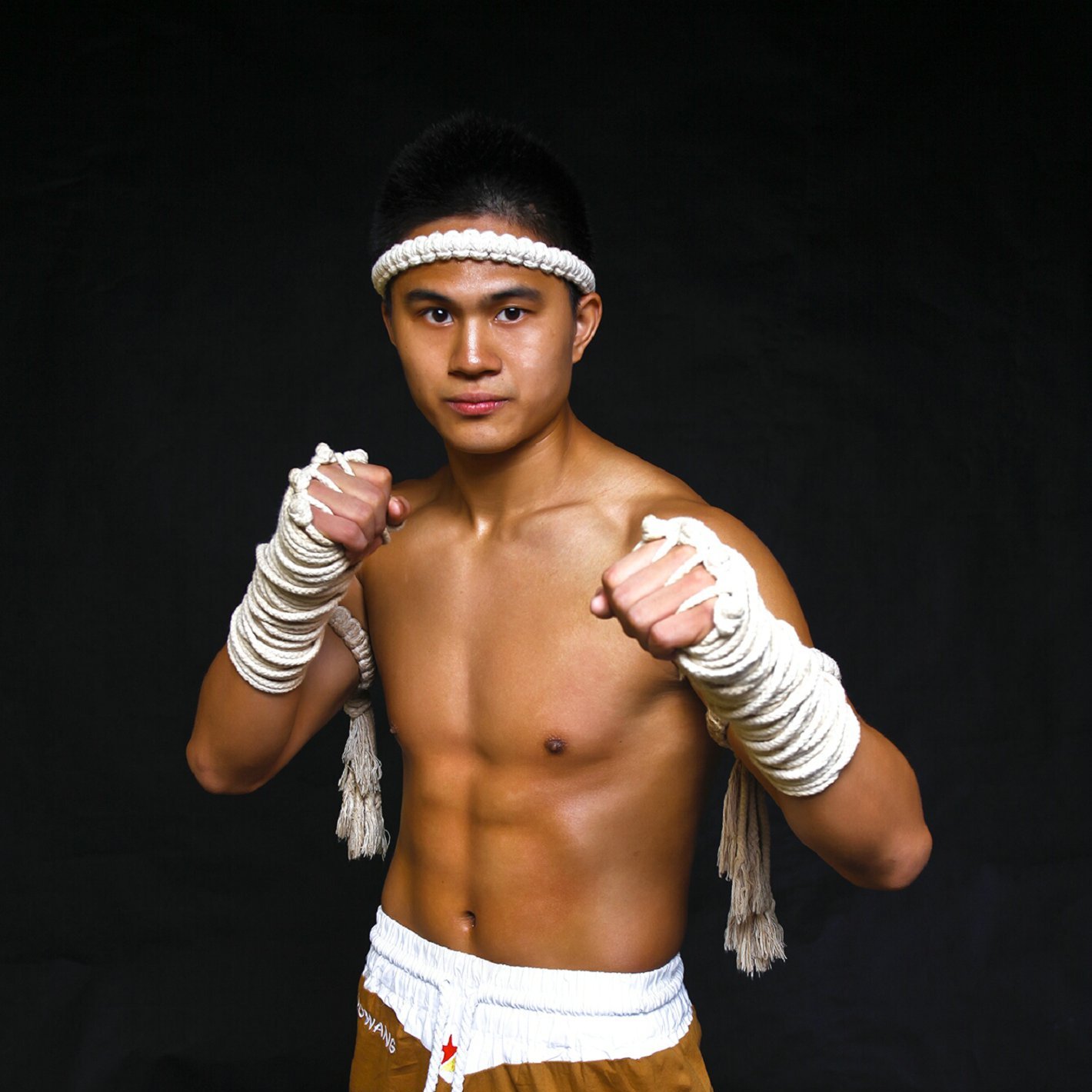 身为女主角！拳手